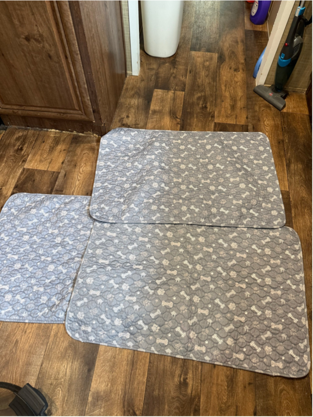 Unbranded Pet Bedding Mat Set One Size Grey White